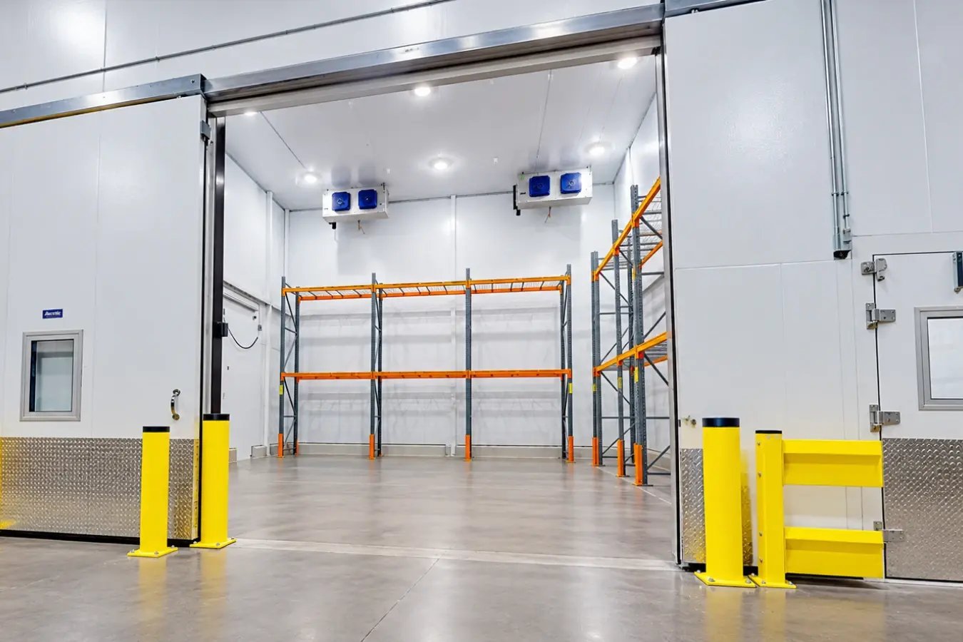 modern_cold_storage_warehouse_entrance_1_2x