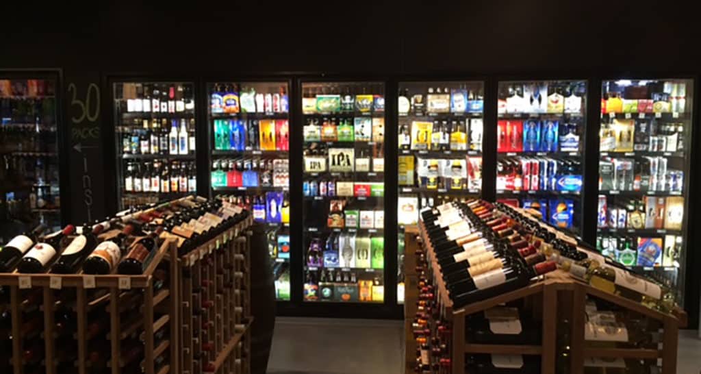 Beer walkin coolers & Beverage coolers Arctic Industries, Inc.